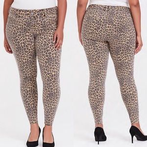 NWT Torrid leopard jegging 18R